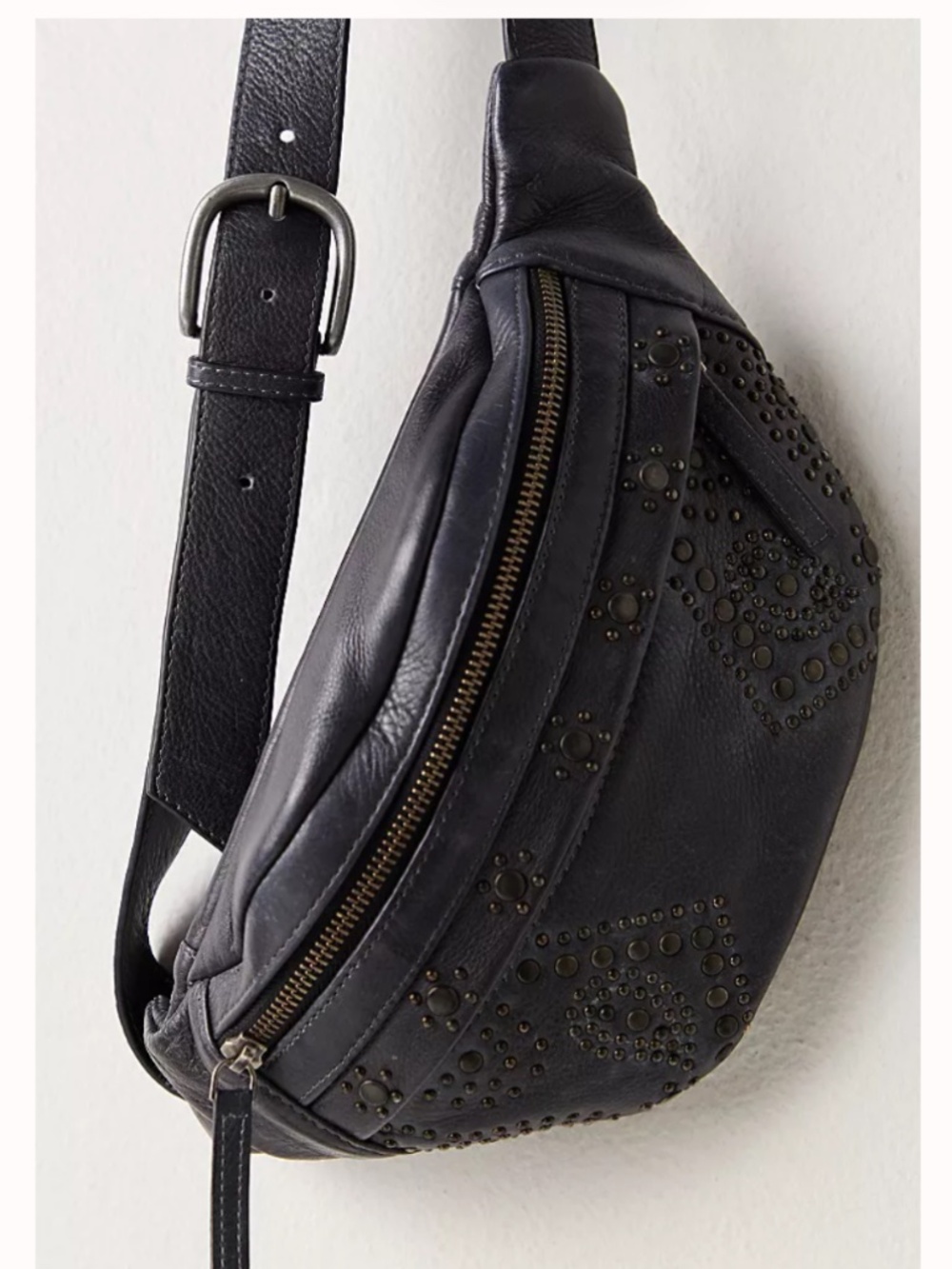 Free People Ana Adorned Sling Bag in Black NWT $98R - Picture 4 of 9